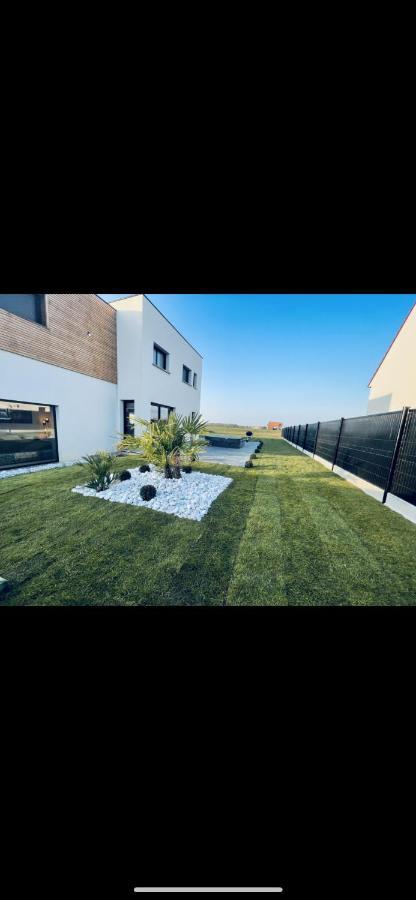 Magnifique Villa Avec Jaccuzi Wimille Екстериор снимка